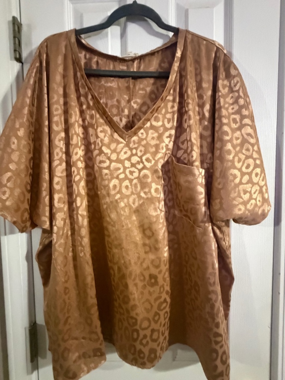 eesome Satin Leopard V-Neck Tunic in Bronze/Rose gold.